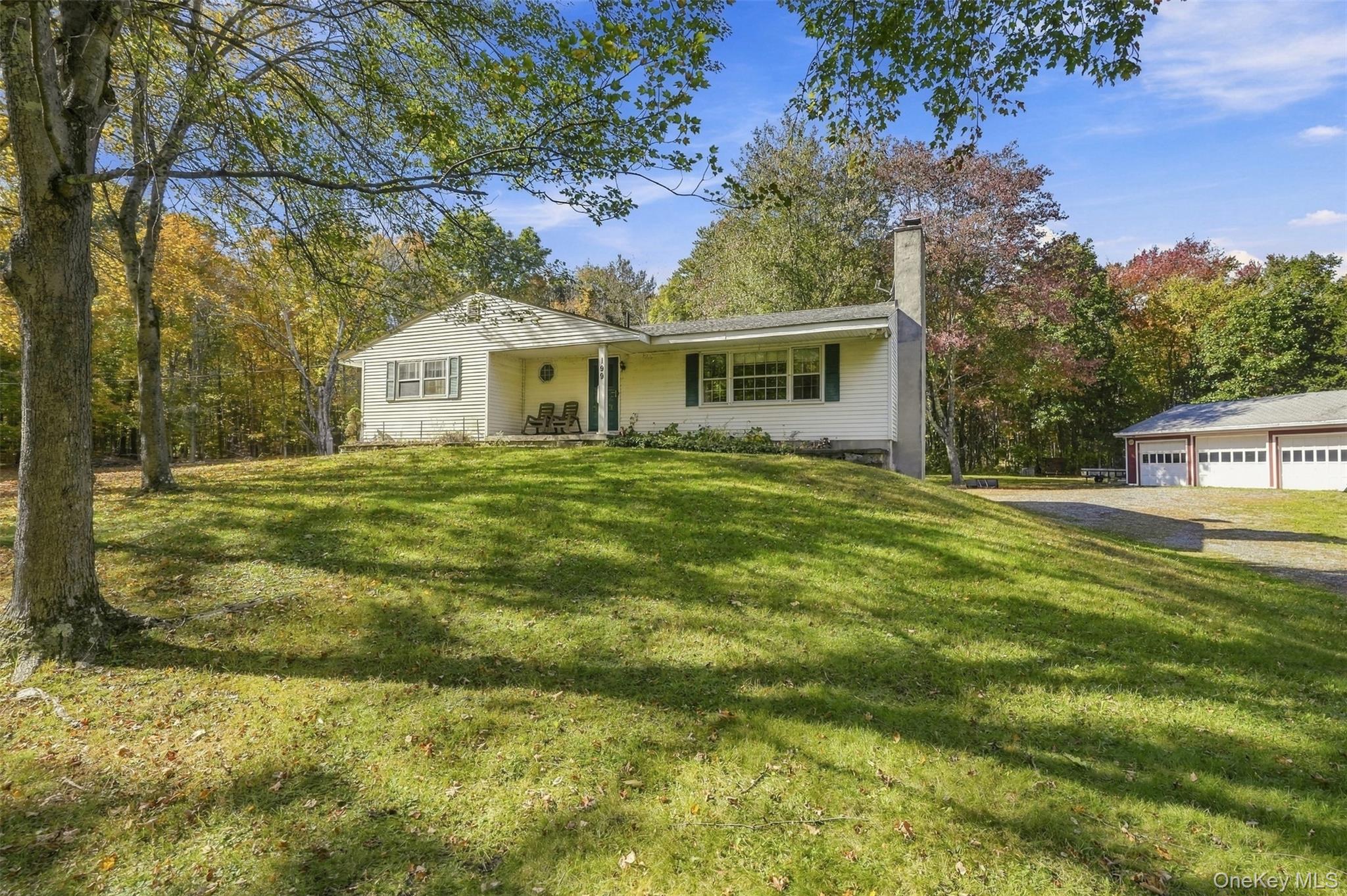 199 Lauer Road – For Sale photo 4