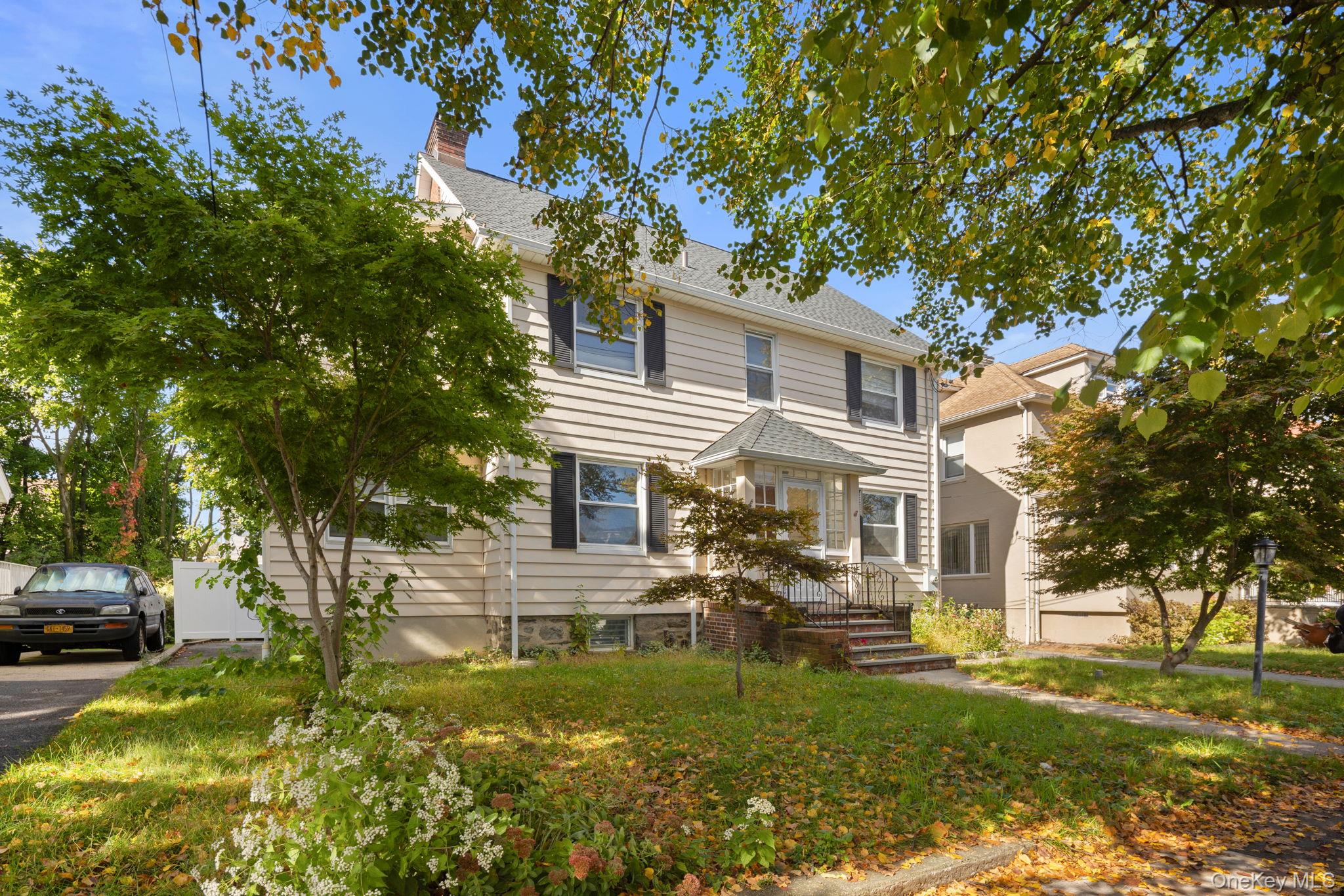 24 Wesley Avenue – For Sale photo 2