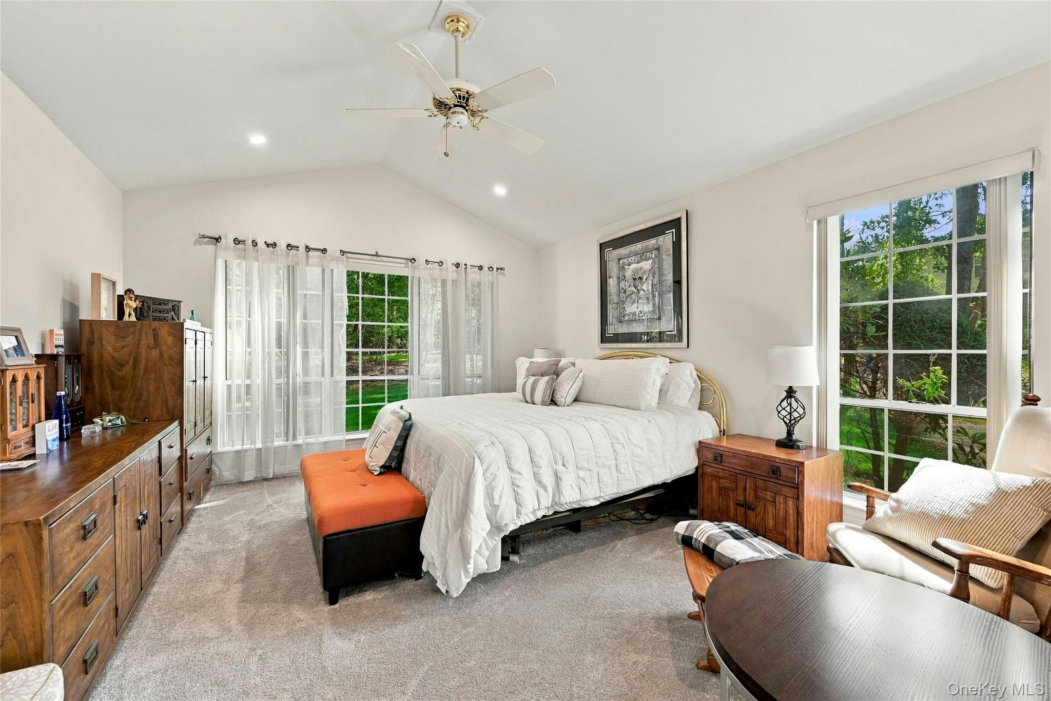 23 Saddlebrook Court – For Sale photo 12