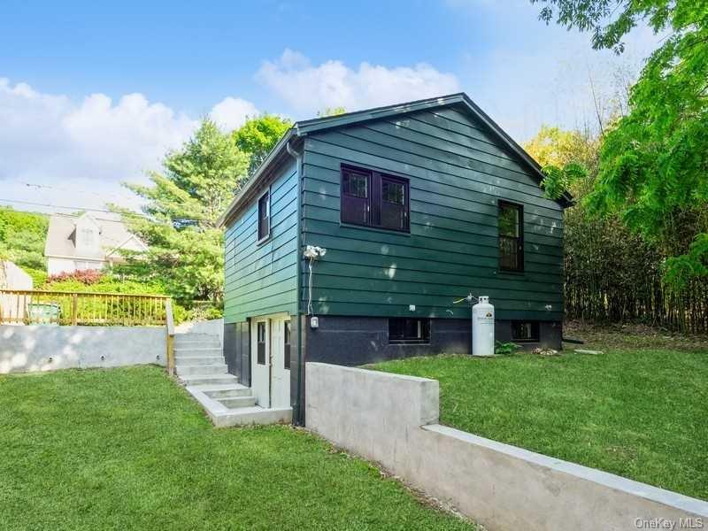 19 Annan Street – For Rent photo 2