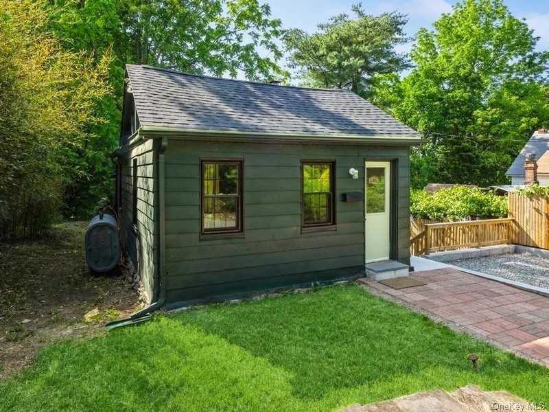 19 Annan Street – For Rent photo 24