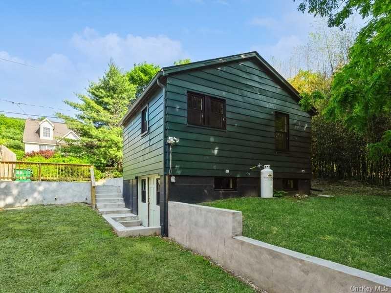 19 Annan Street – For Rent photo 16