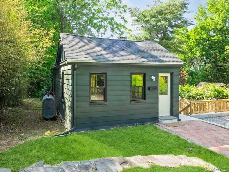 19 Annan Street – For Rent photo 25