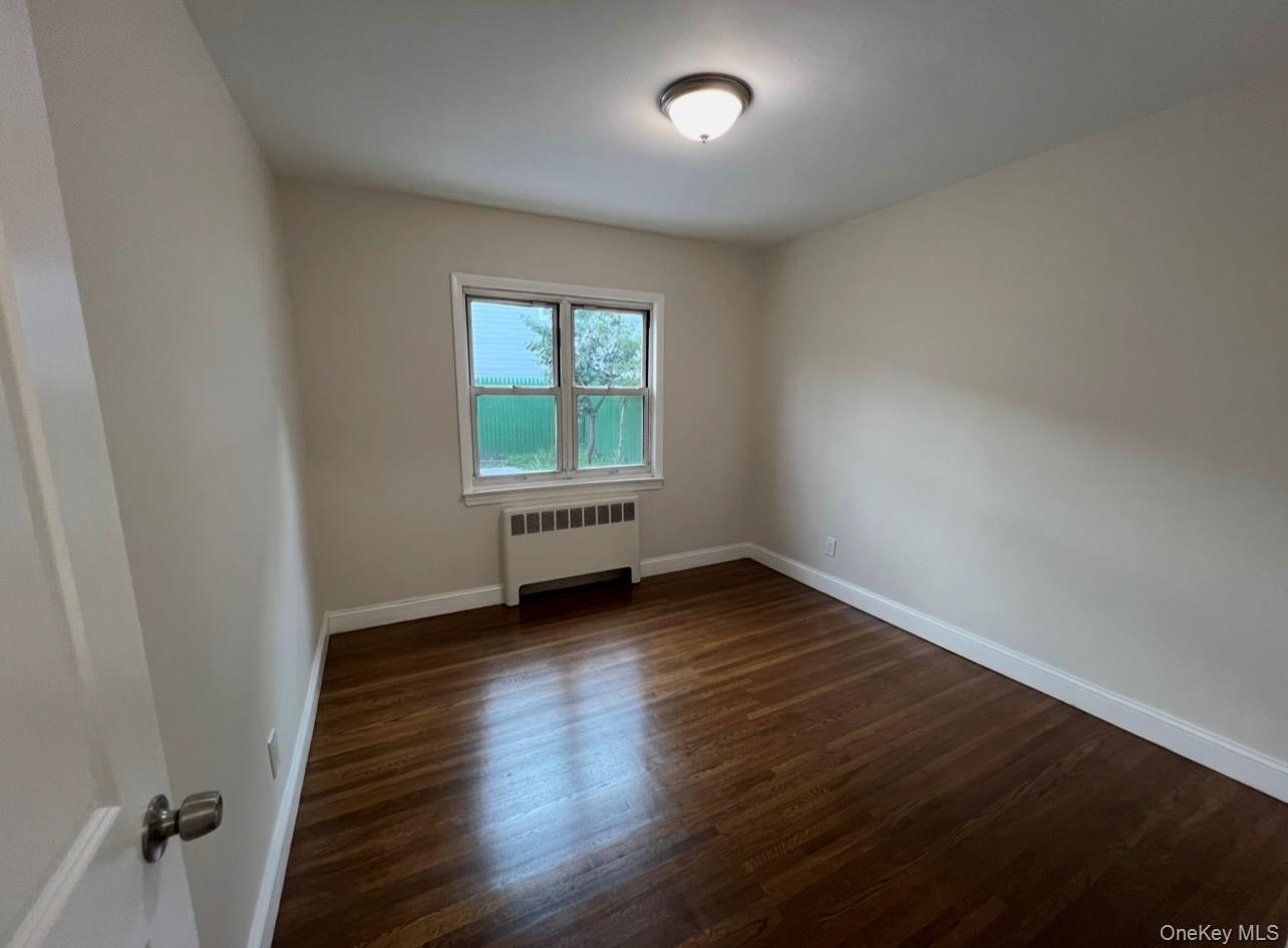 3227 Bruckner Boulevard, Unit Floor 1 photo 6