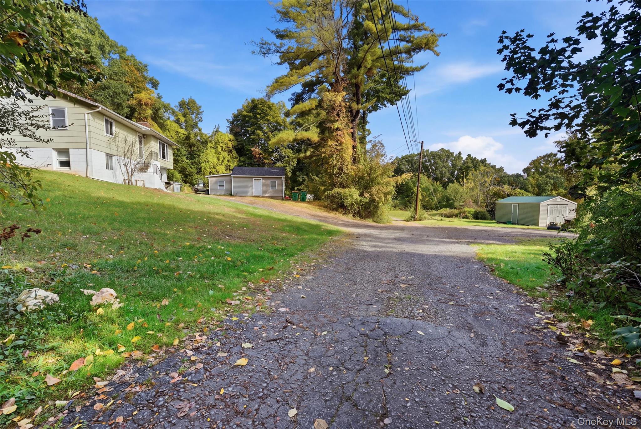 24 Rocky Road – For Sale photo 2
