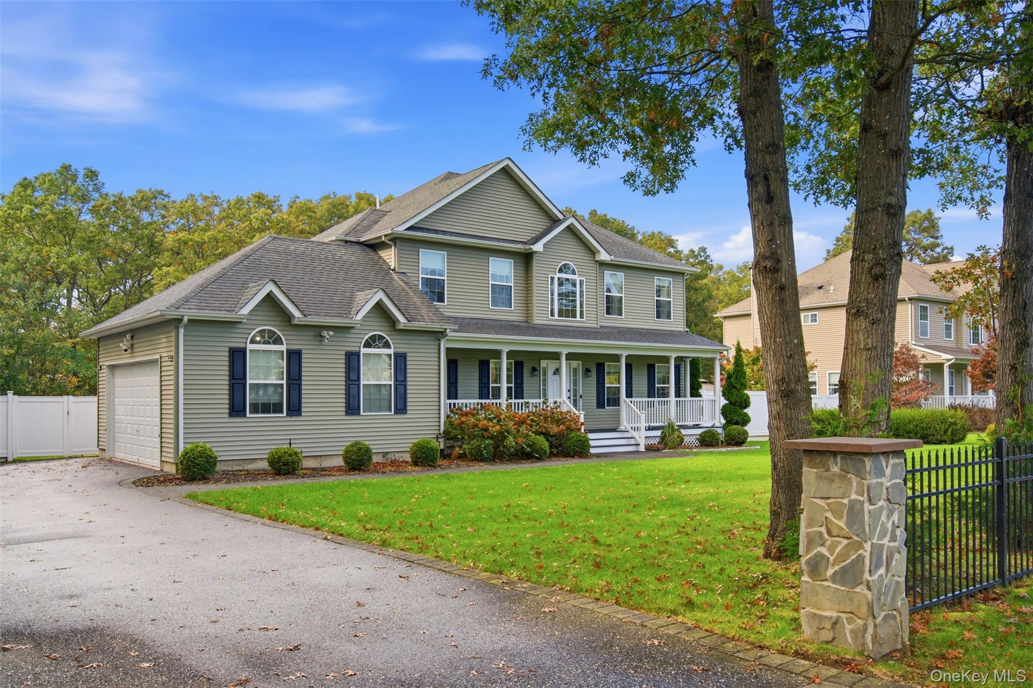121 Washington Avenue – For Sale