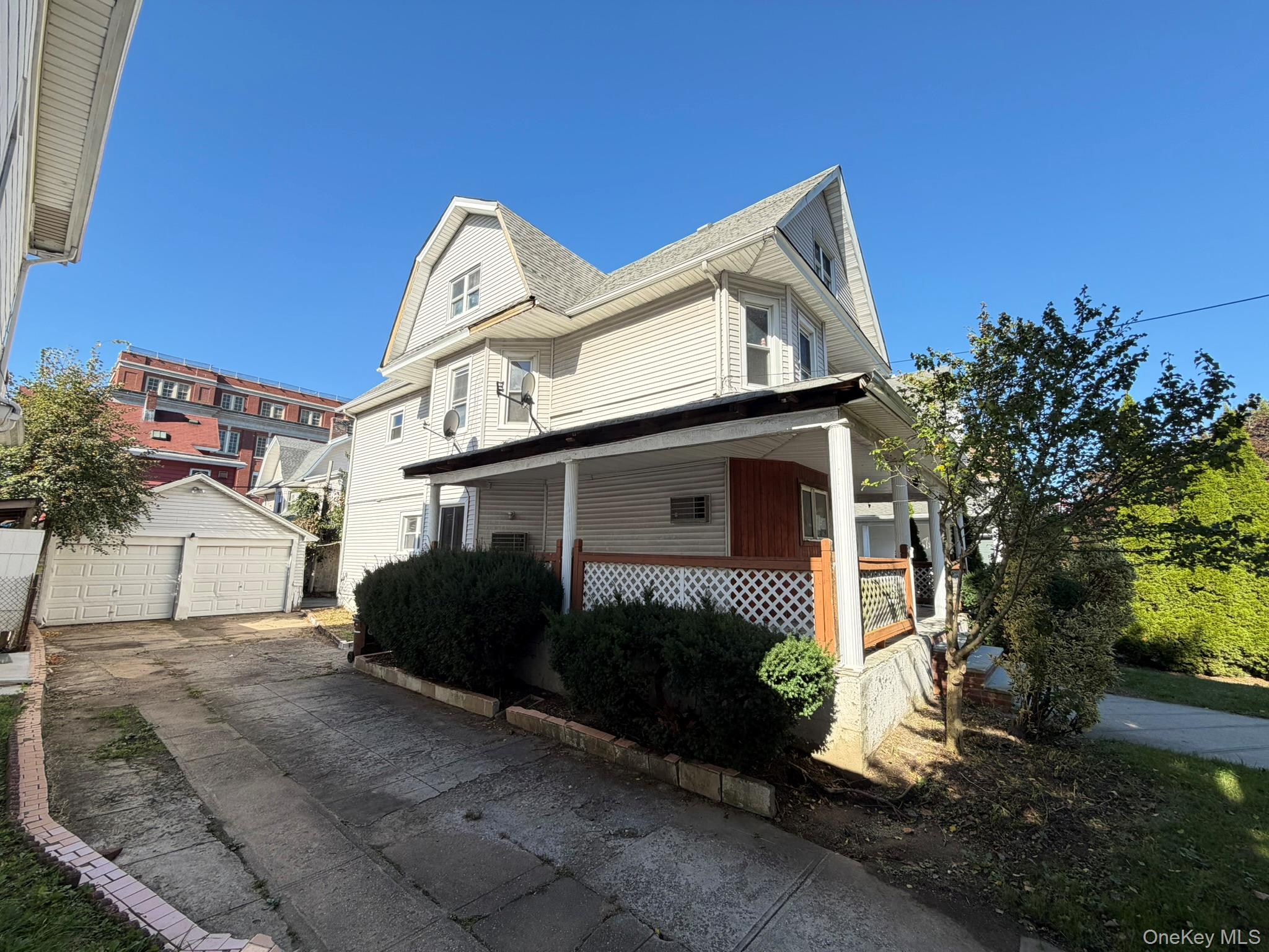 8658 110th Street – For Sale photo 4