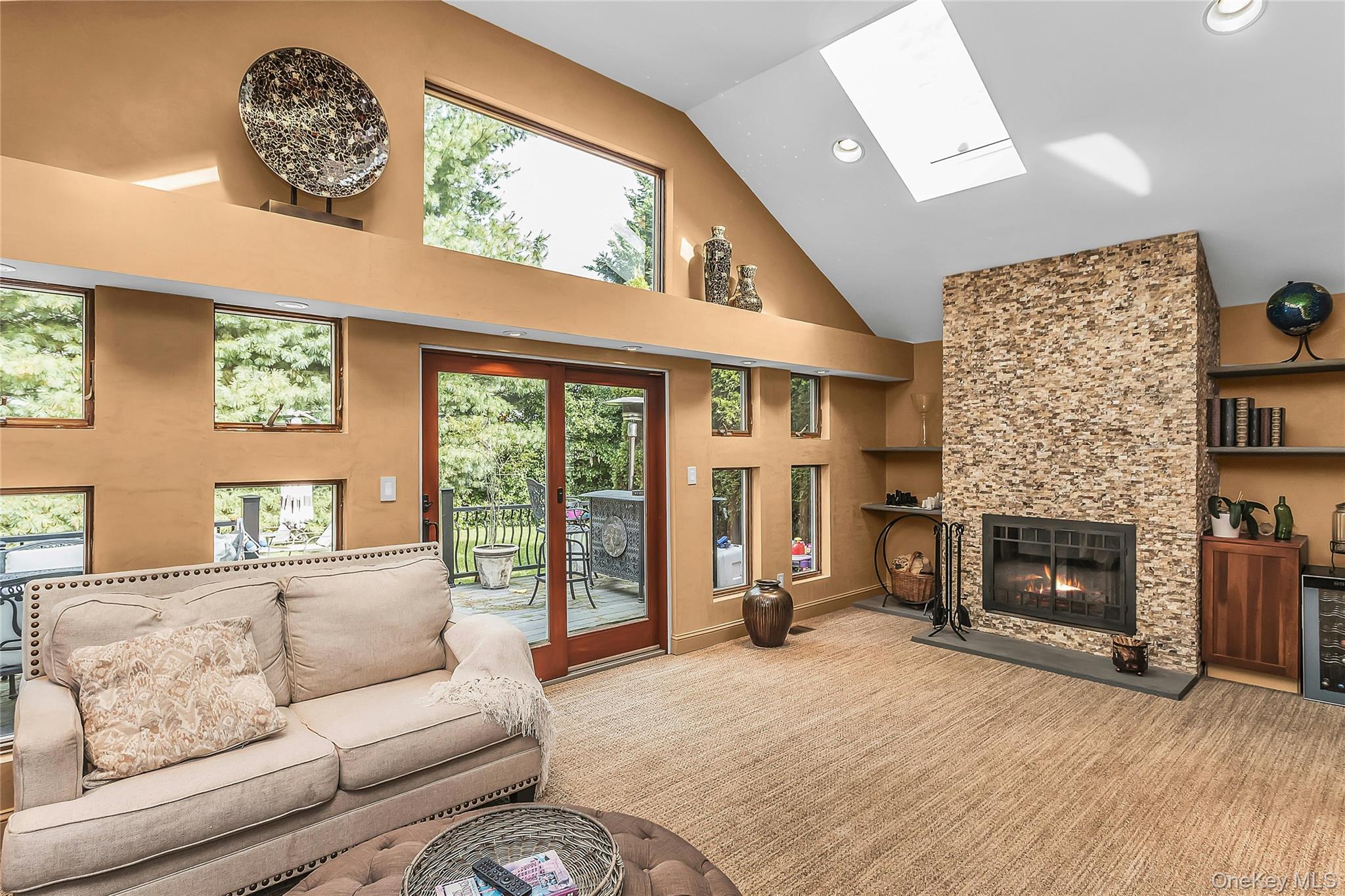 25 Lesley Lane – For Sale photo 11