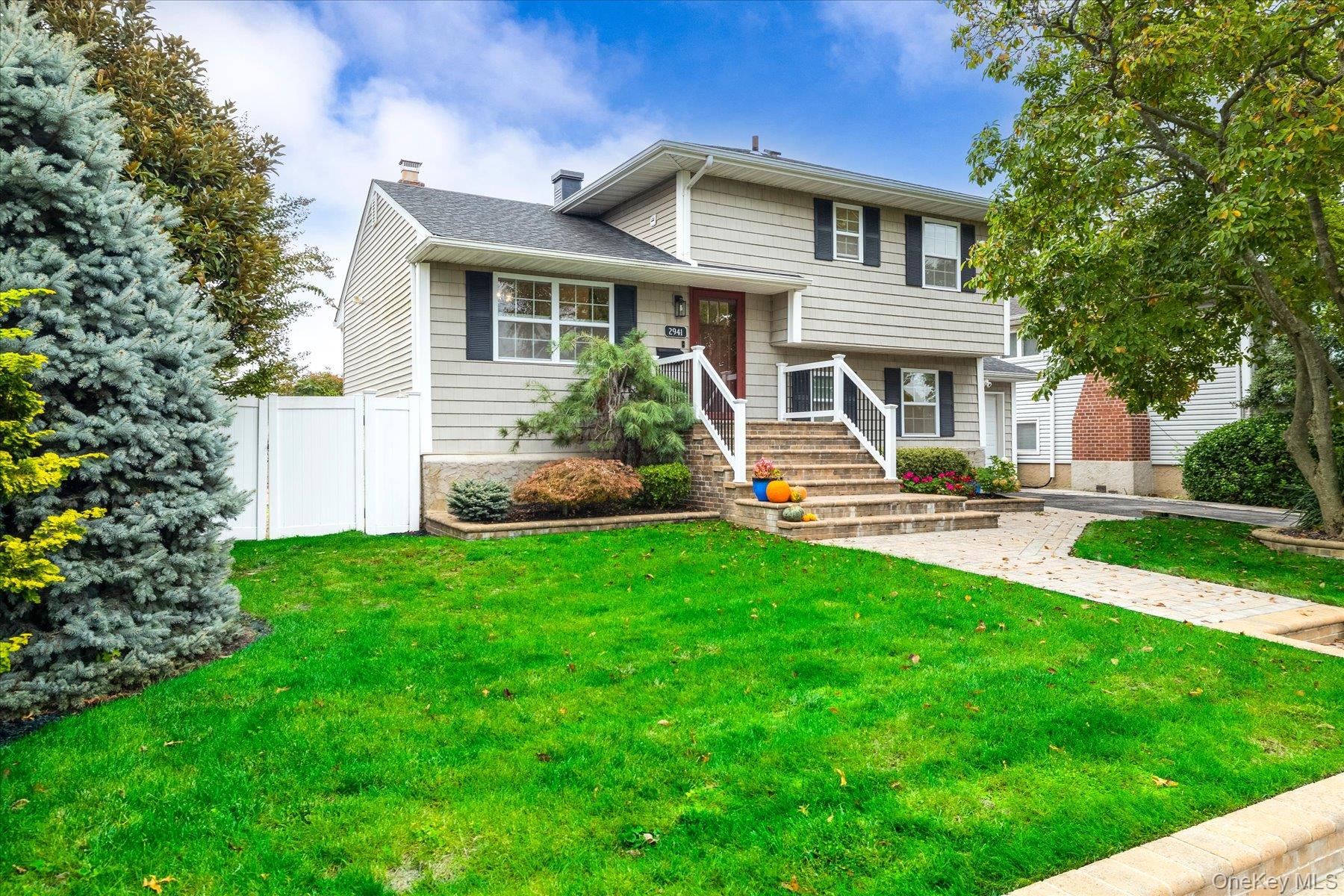 2941 Shore Road – For Sale photo 2
