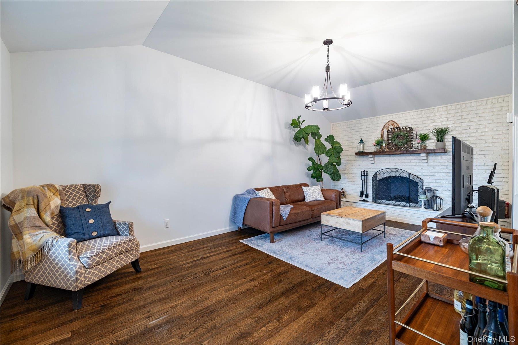 2941 Shore Road – For Sale photo 5