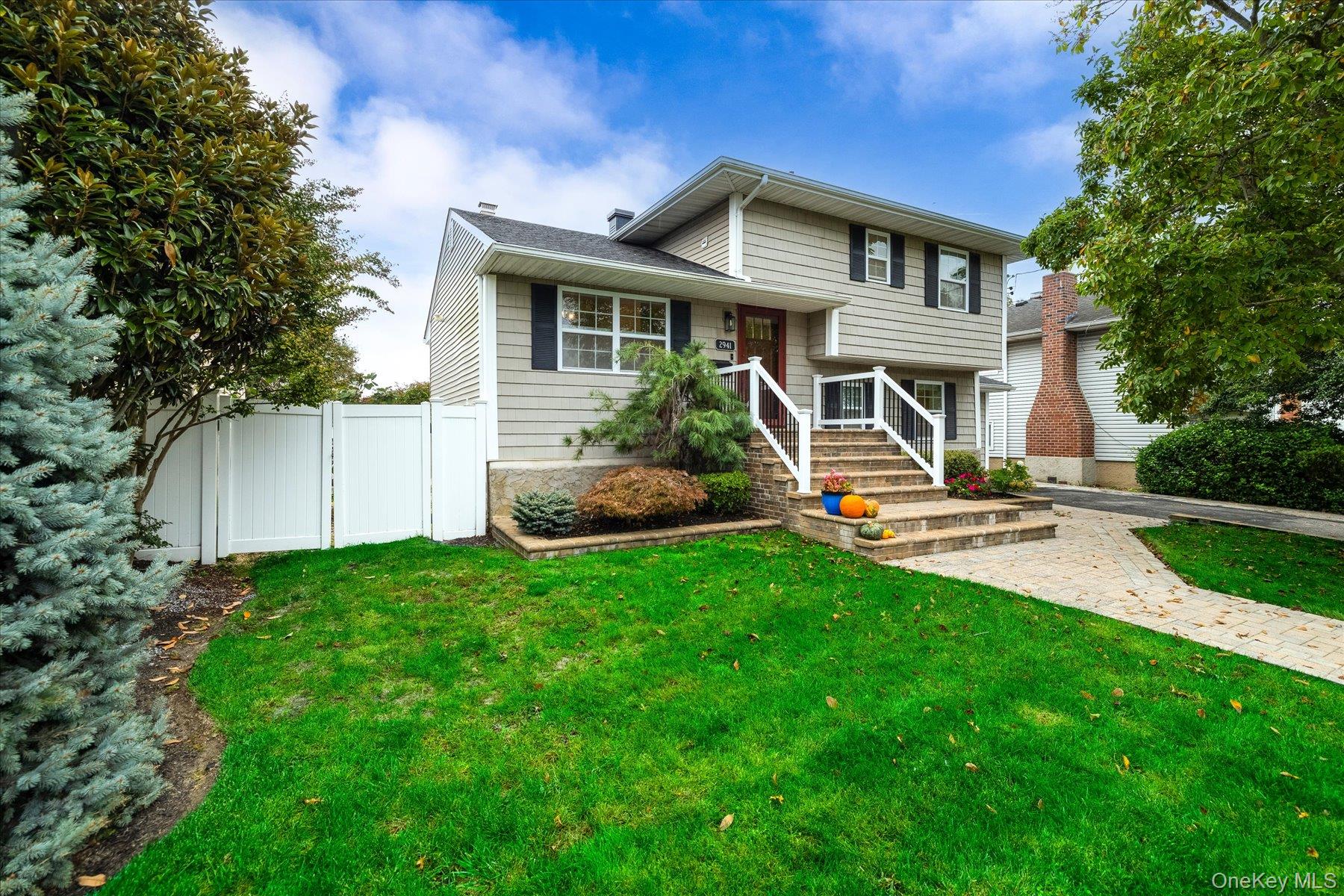 2941 Shore Road – For Sale photo 25