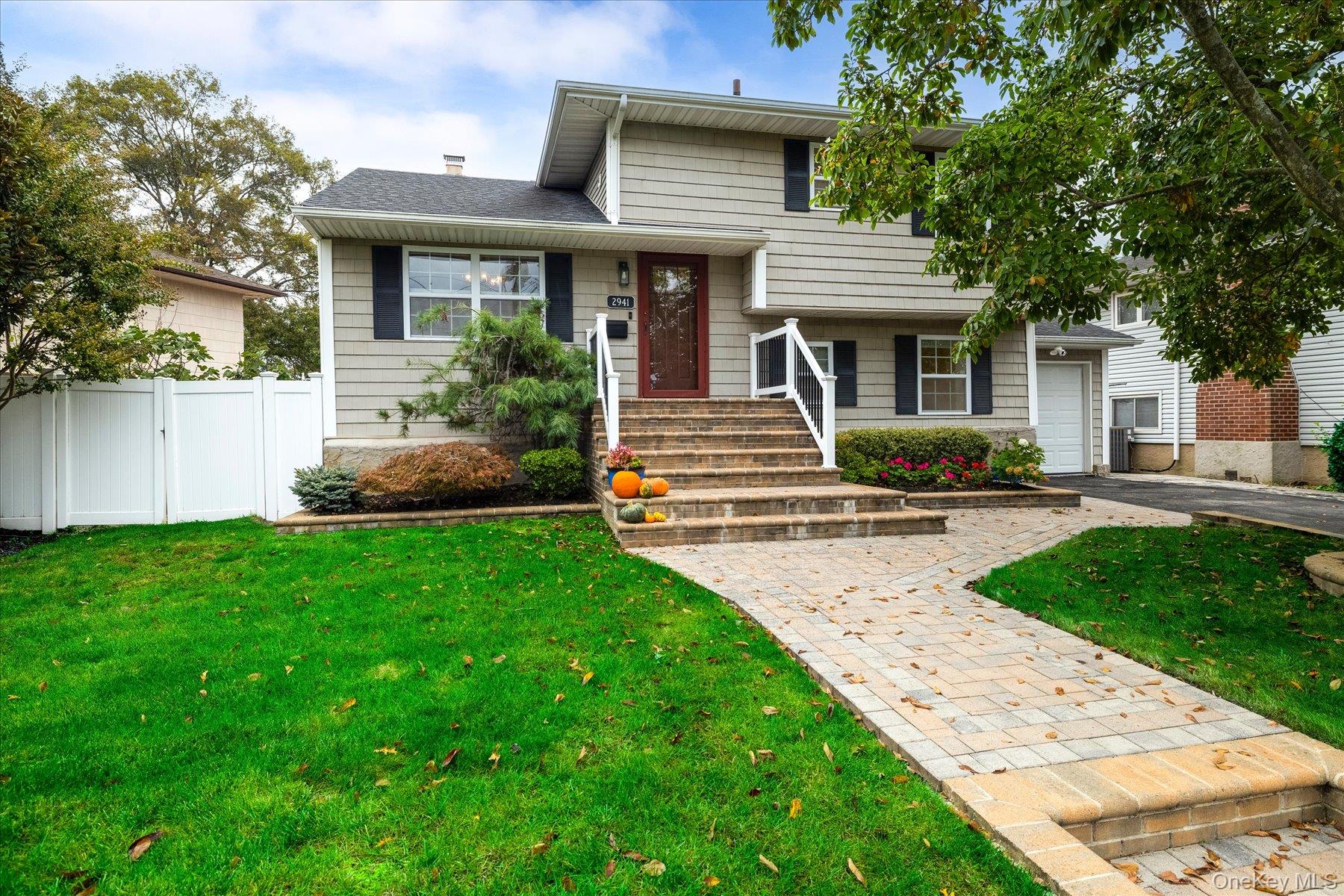 2941 Shore Road – For Sale photo 24