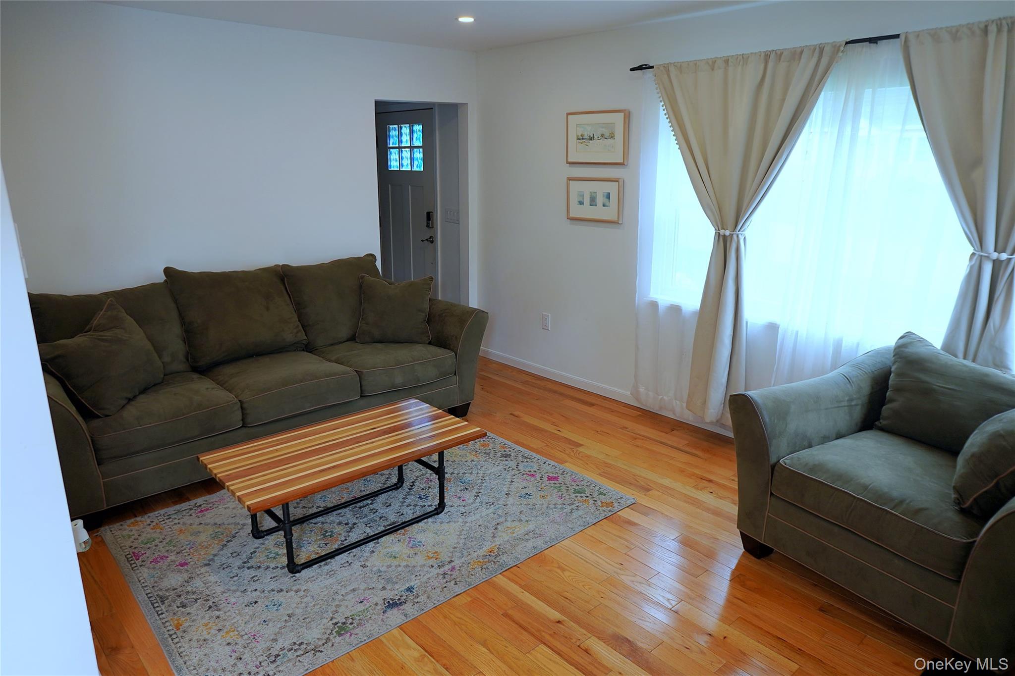 19 Meadow Street – For Sale photo 5