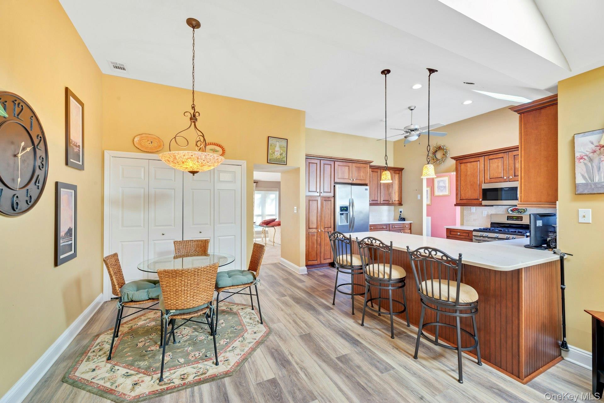 129 Captains Court – For Sale photo 10