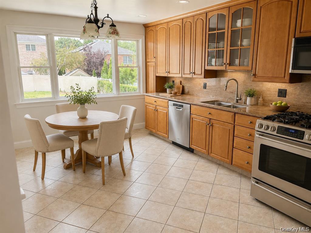 156 Valentine Street – For Rent photo 4