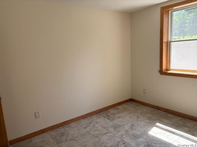 156 Valentine Street – For Rent photo 13