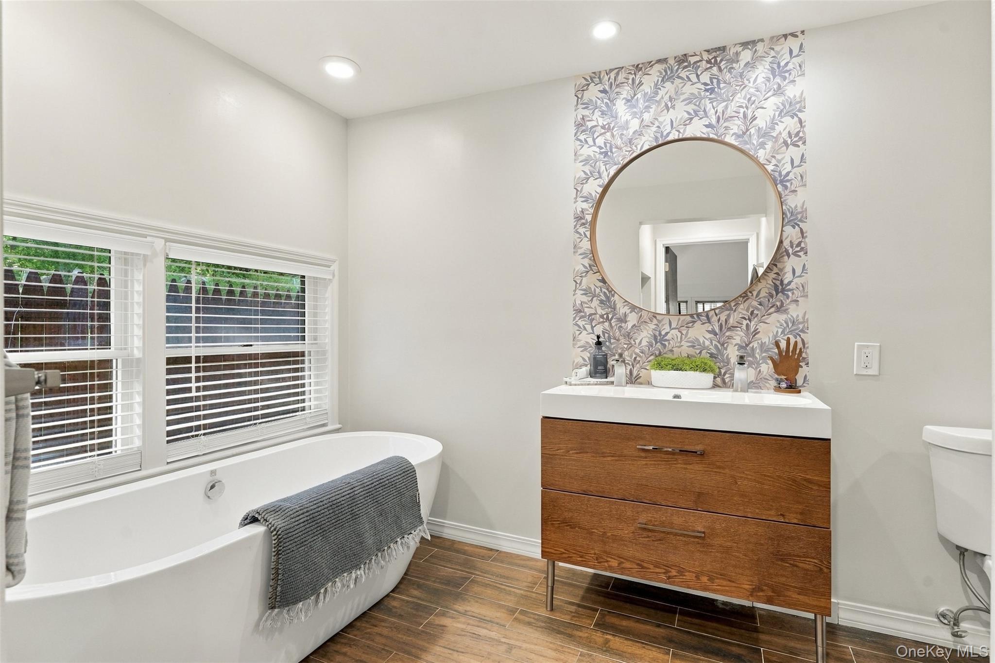 49 Weeks Avenue – For Sale photo 28