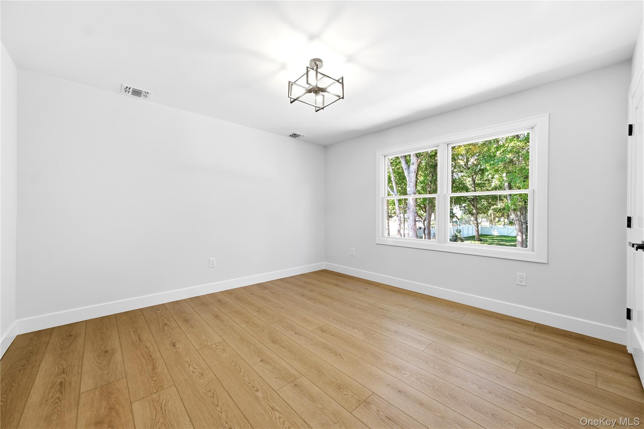 22 Woodbrook Drive – For Sale photo 27