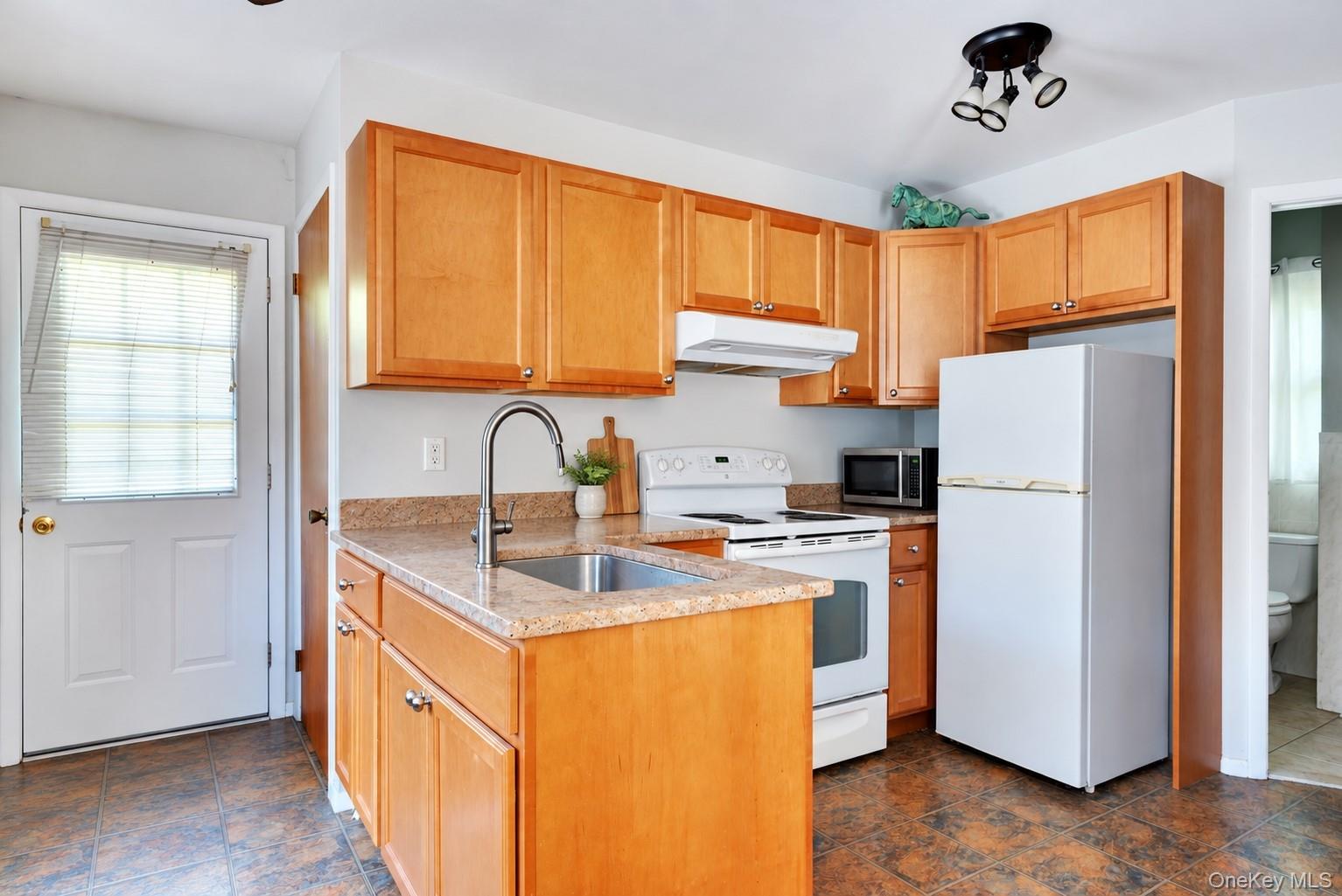 1480 Factory Avenue – For Sale photo 11