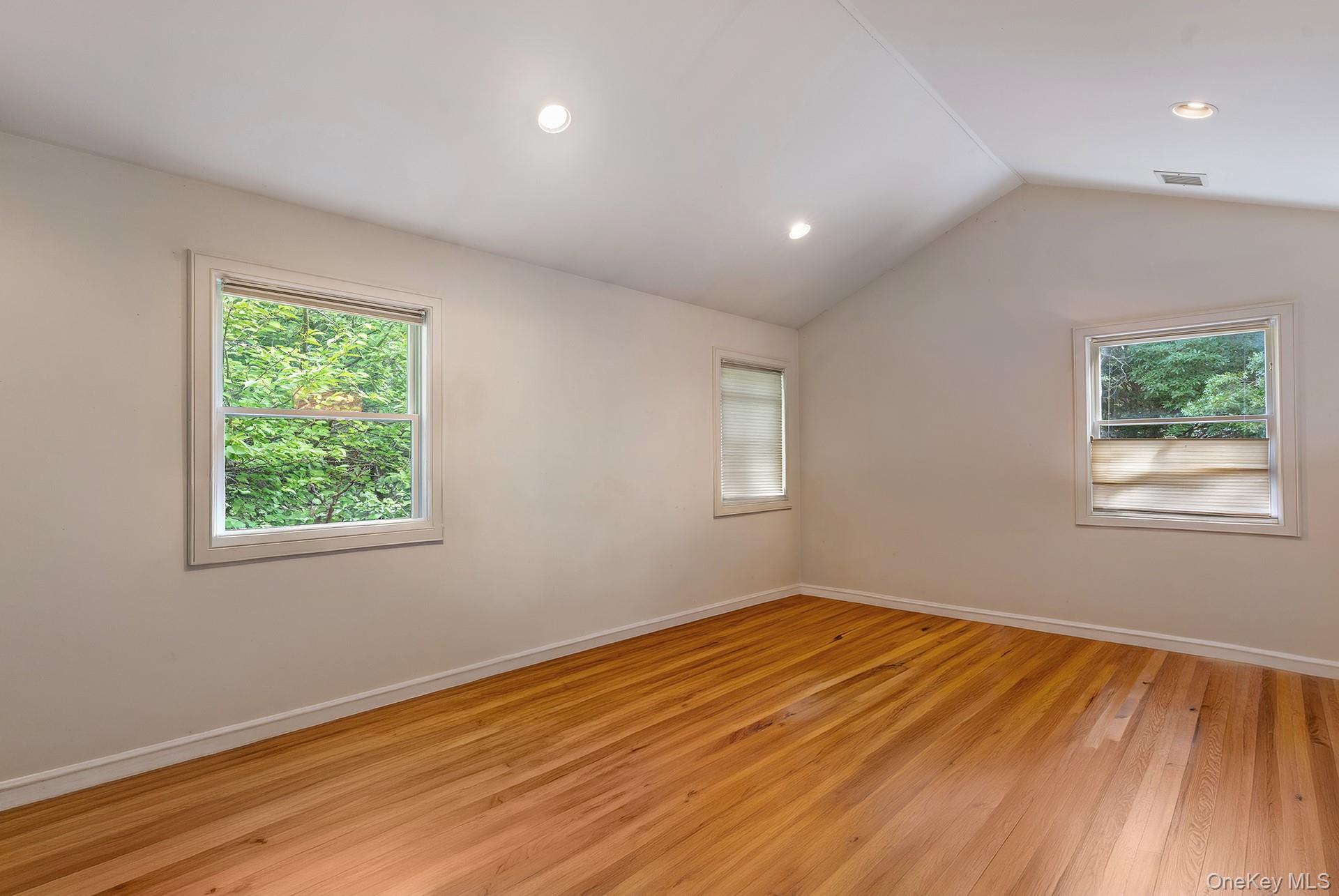 10 Harbor Street – For Sale photo 14