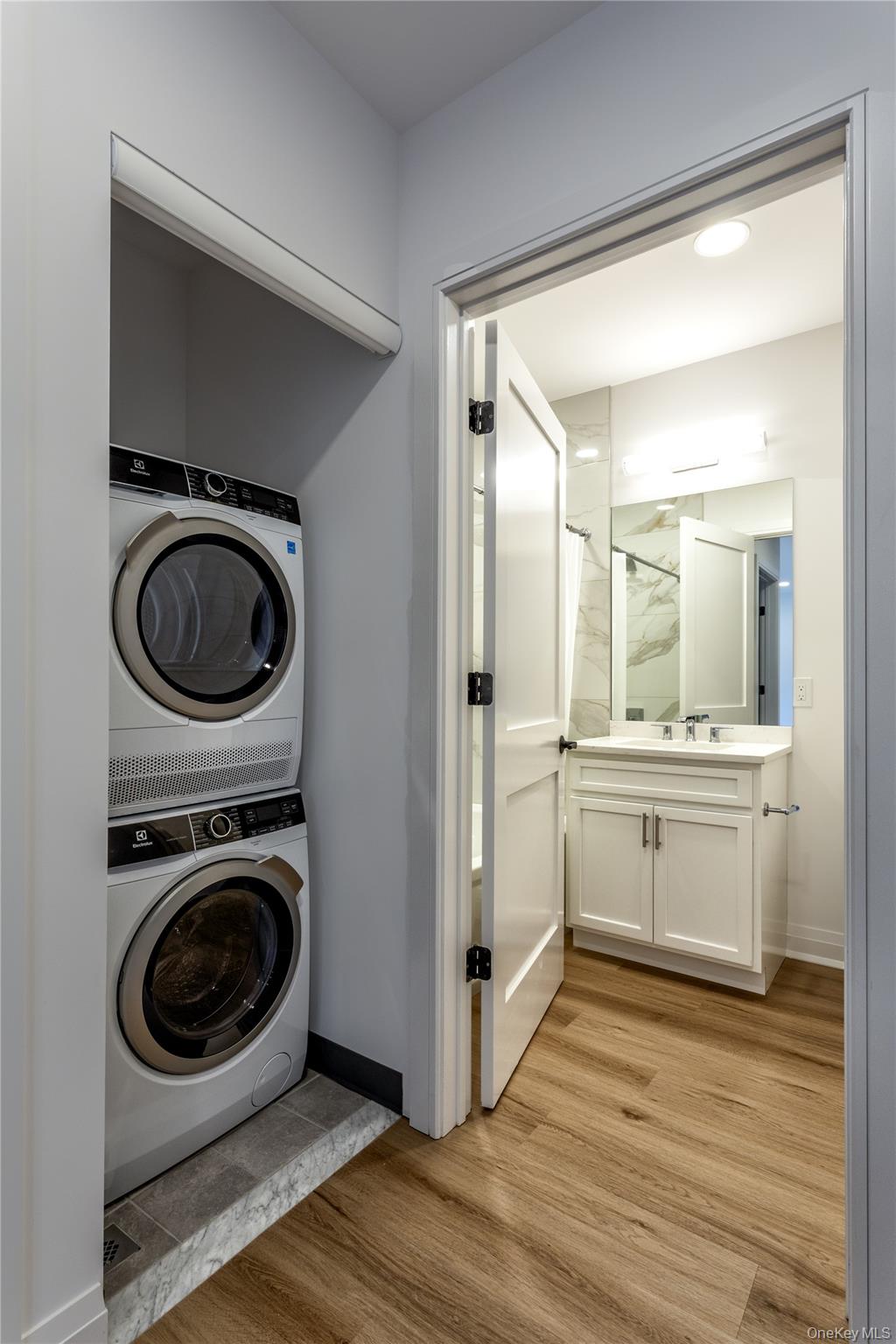 249 Drexel Avenue, Unit 302 photo 10