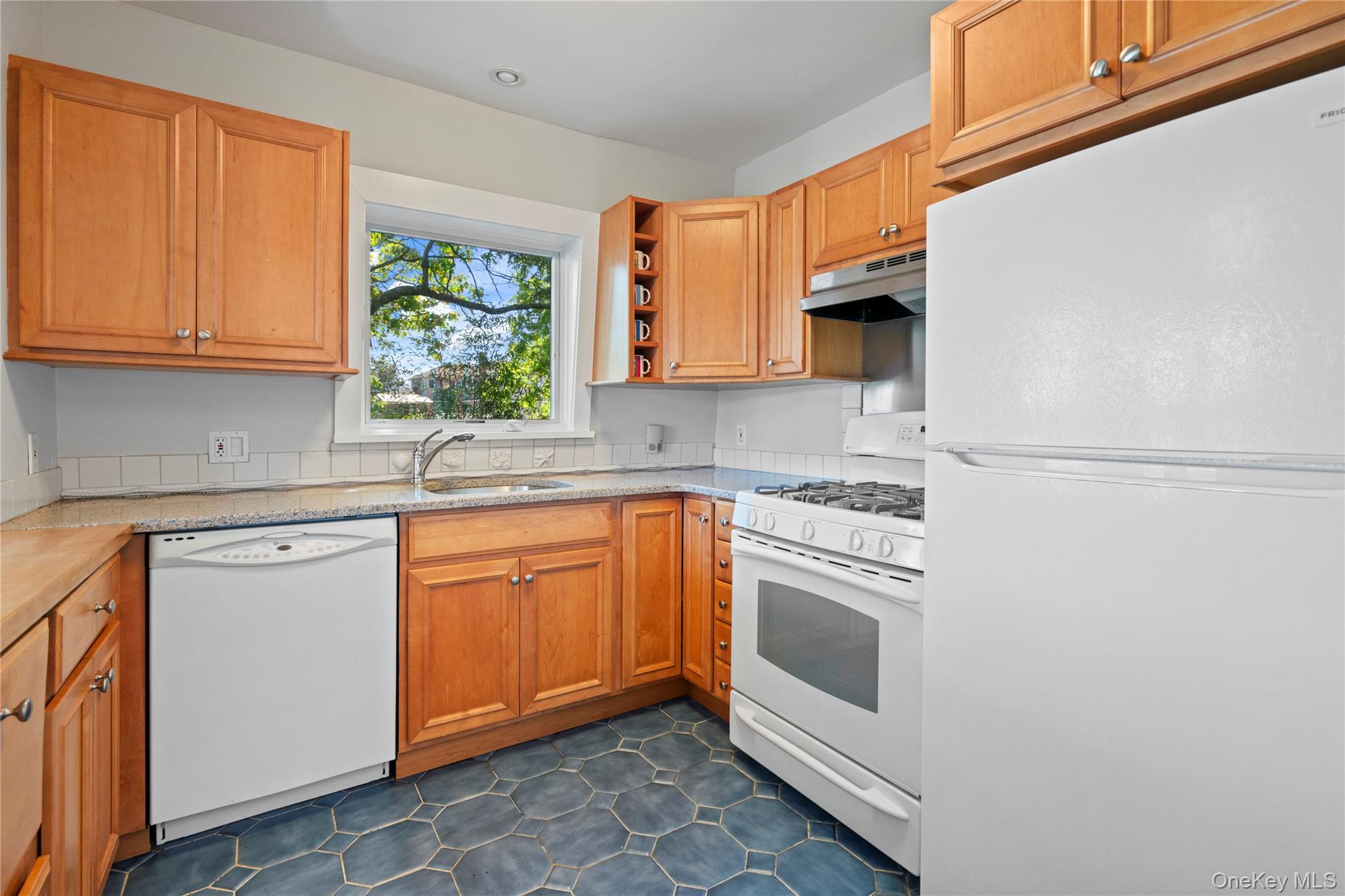 55 West End Avenue – For Sale photo 10