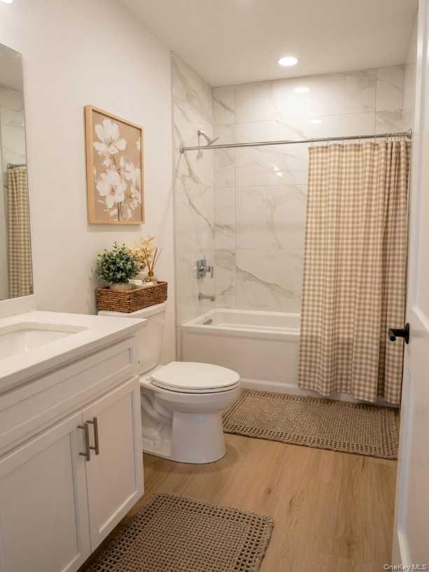 249 Drexel Avenue, Unit 303 photo 9