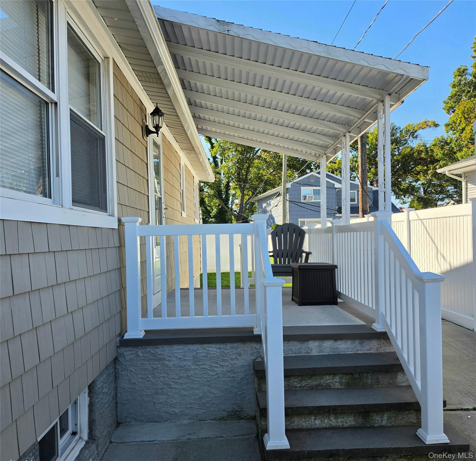 882 Leeds Court – For Rent photo 14