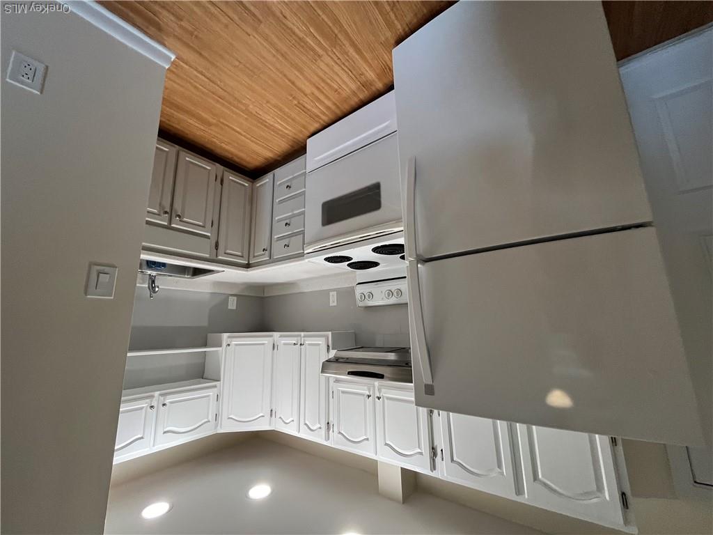 1225 East Main Street, Unit 3 photo 6