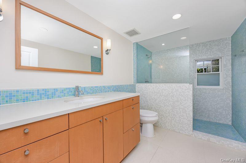 19 Strawberry Lane – For Sale photo 29