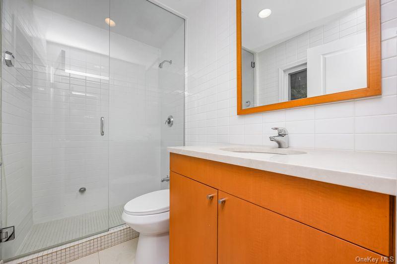19 Strawberry Lane – For Sale photo 15