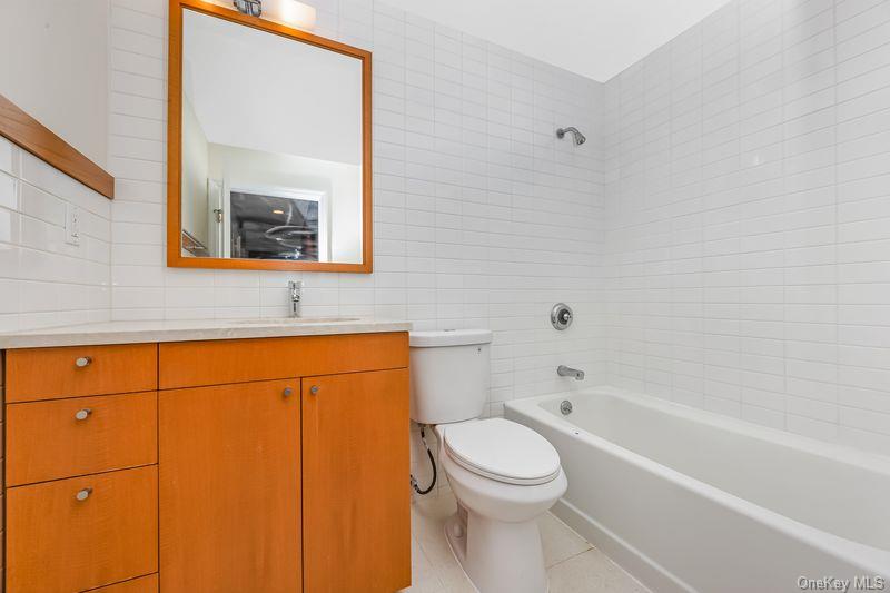 19 Strawberry Lane – For Sale photo 20