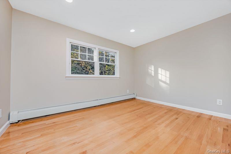 19 Strawberry Lane – For Sale photo 36