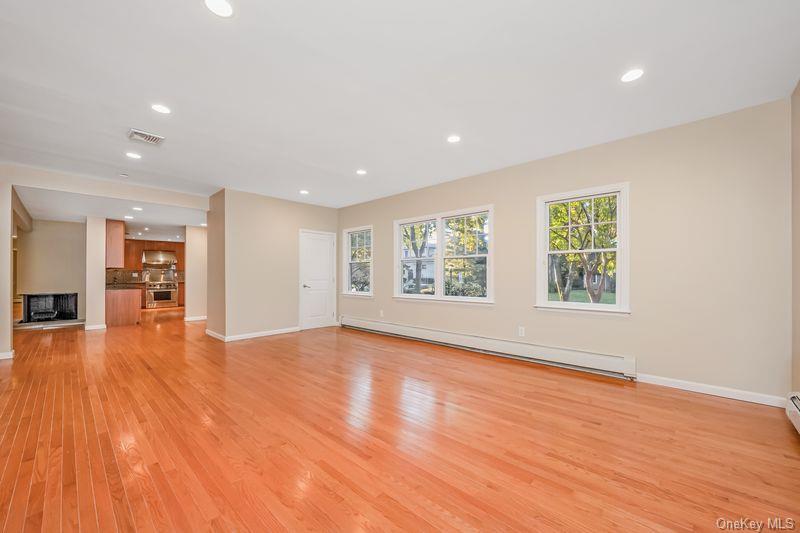 19 Strawberry Lane – For Sale photo 32
