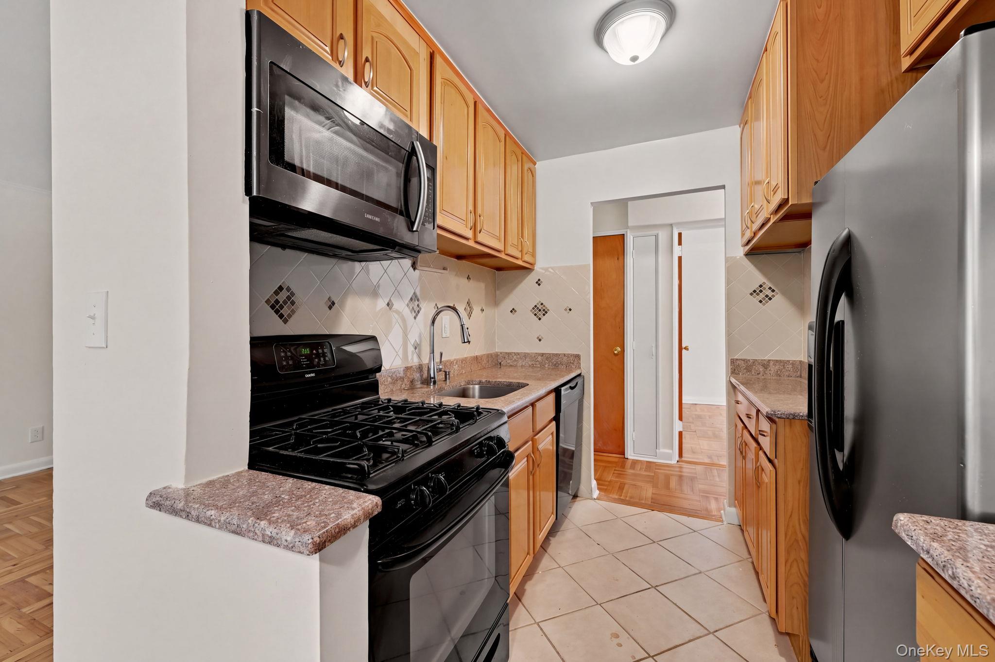 632 Palmer Road, Unit 5K photo 17