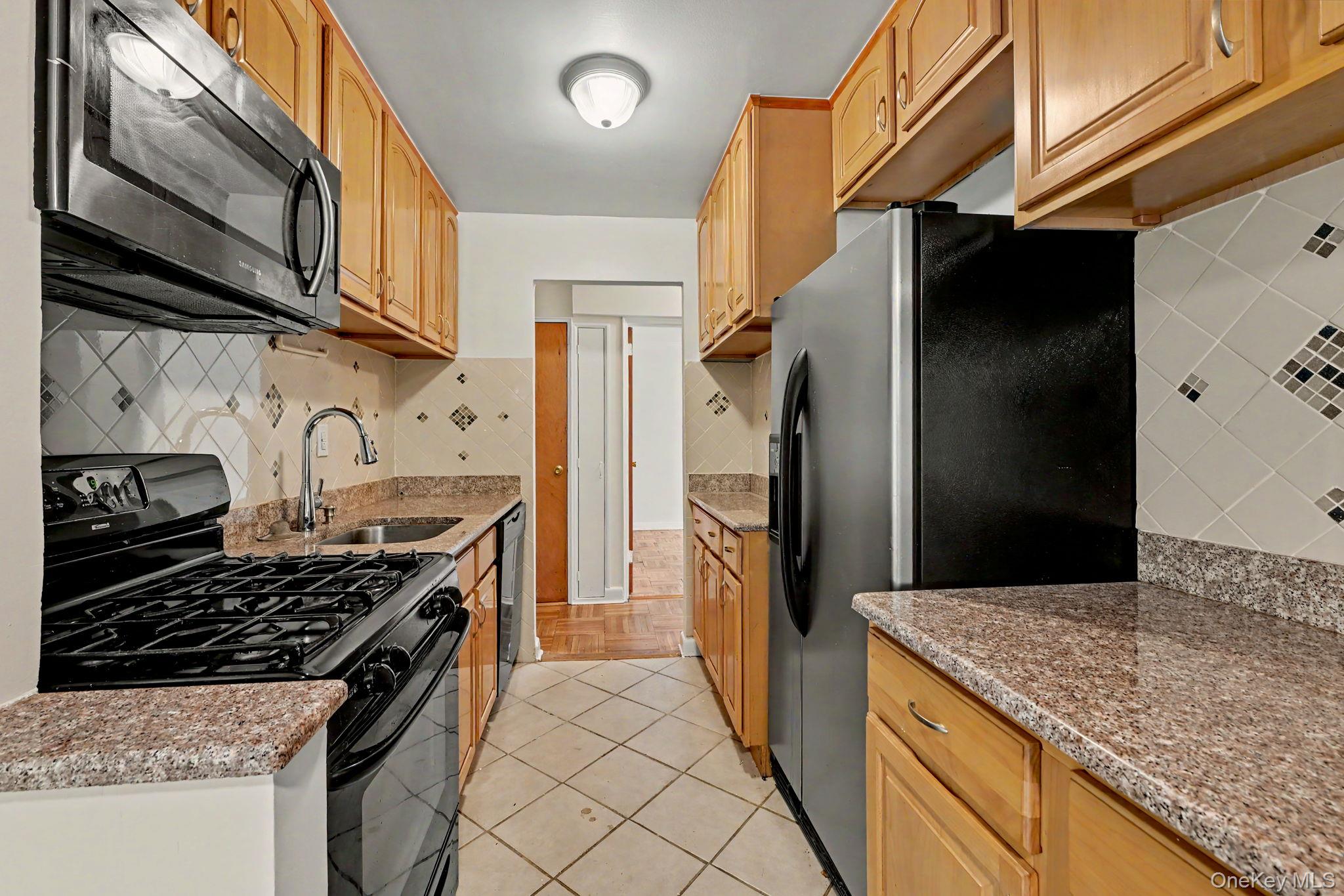 632 Palmer Road, Unit 5K photo 15