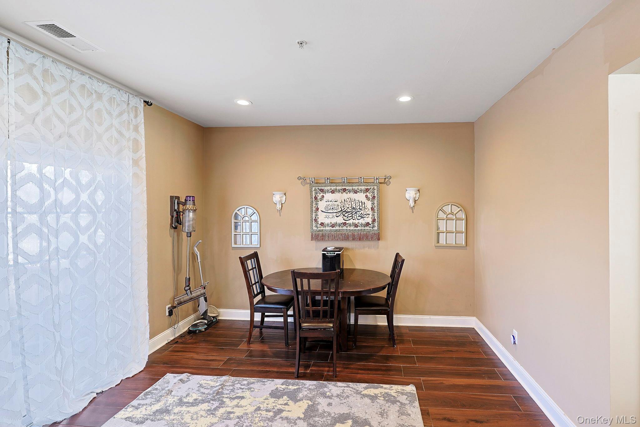 86 Woodlake Drive – For Sale photo 14