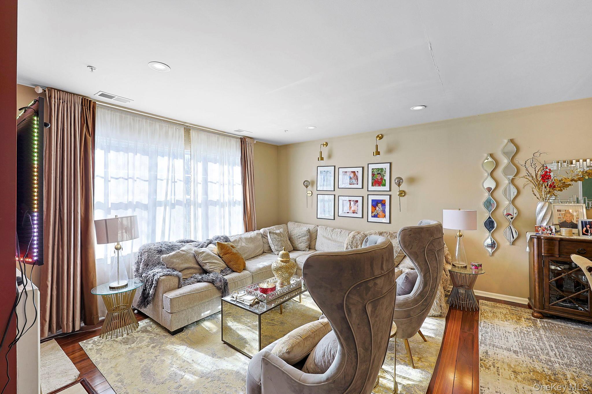 86 Woodlake Drive – For Sale photo 6