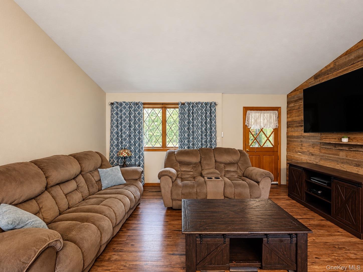 40 Fairway Drive – For Sale photo 7