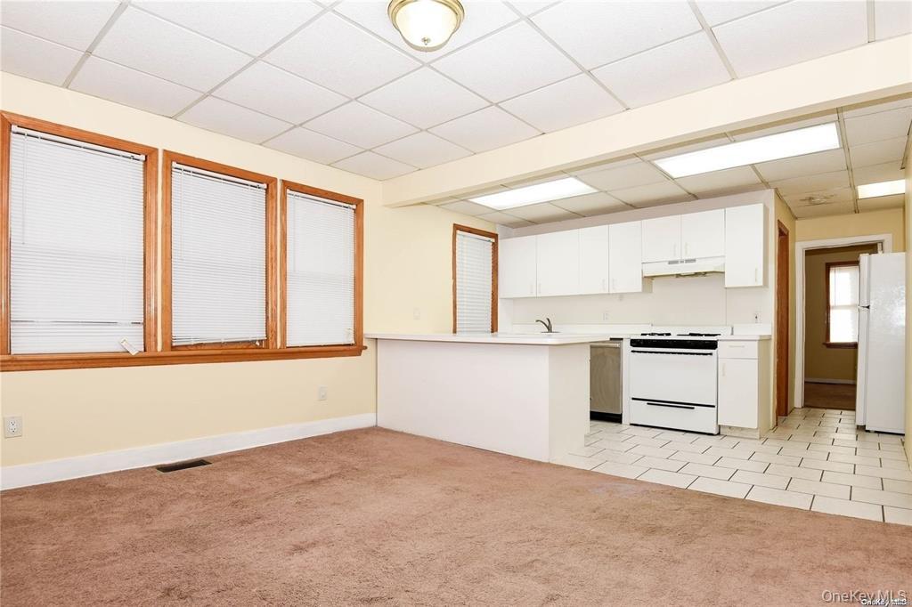 51 Thorman Avenue, Unit 2R photo 5