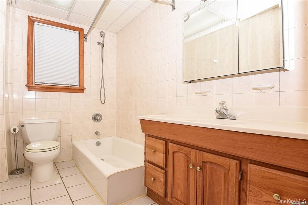 51 Thorman Avenue, Unit 2R photo 9