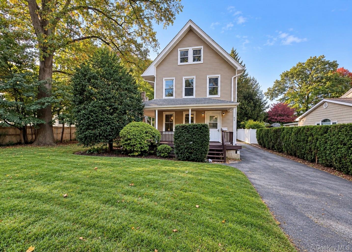 91 Columbia Avenue – For Sale
