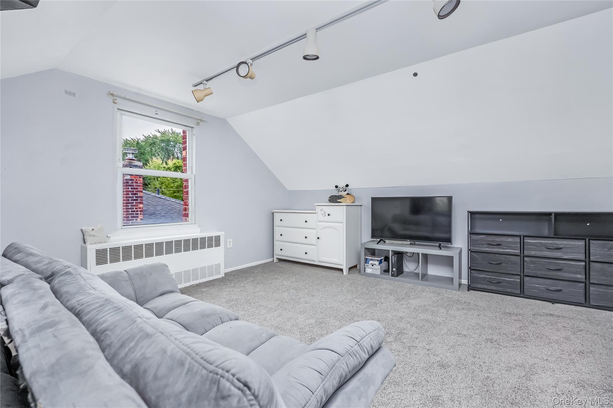 19 Leonard Road – For Sale photo 23