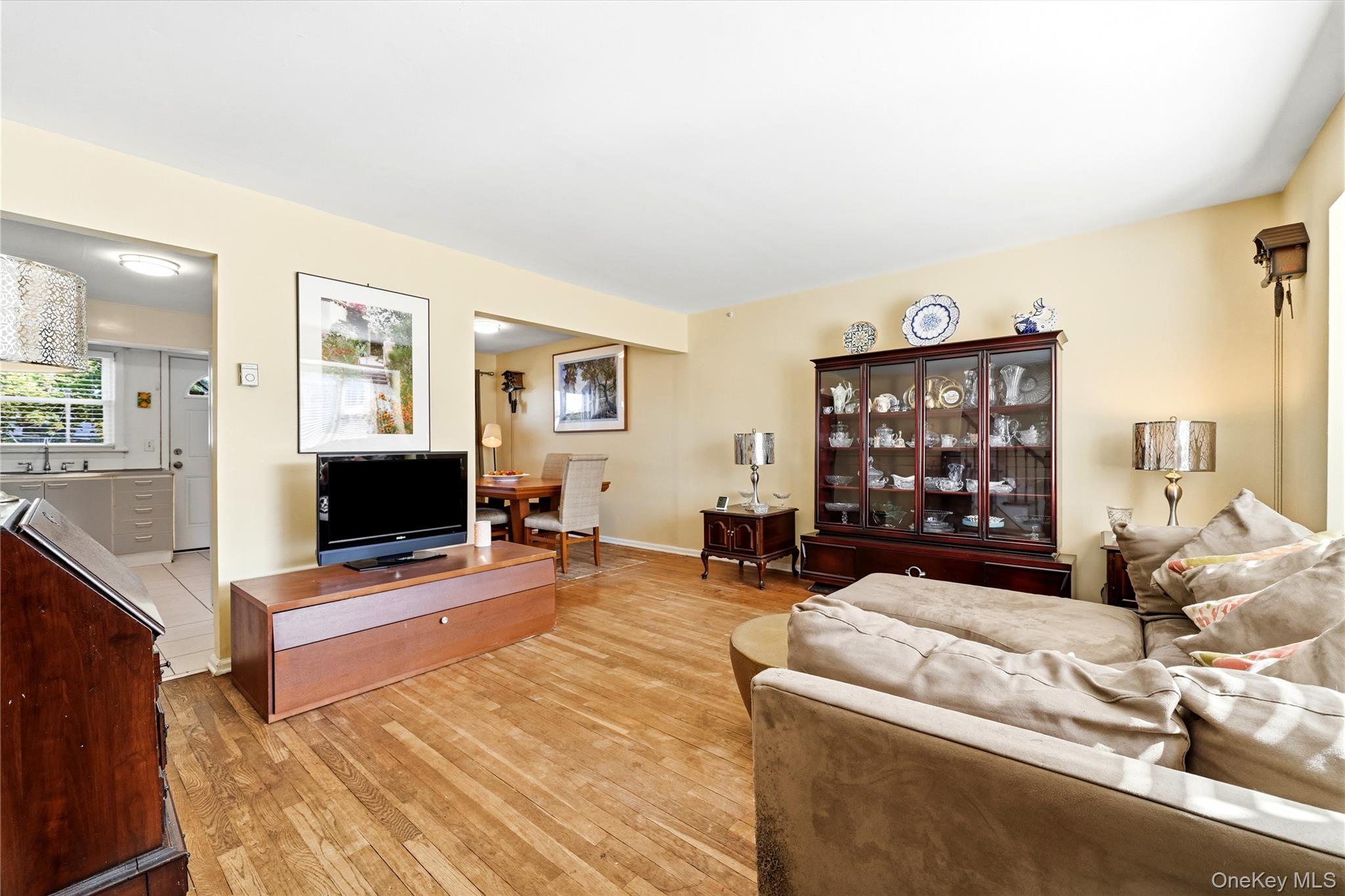 217 N Rutherford Avenue – For Sale photo 8