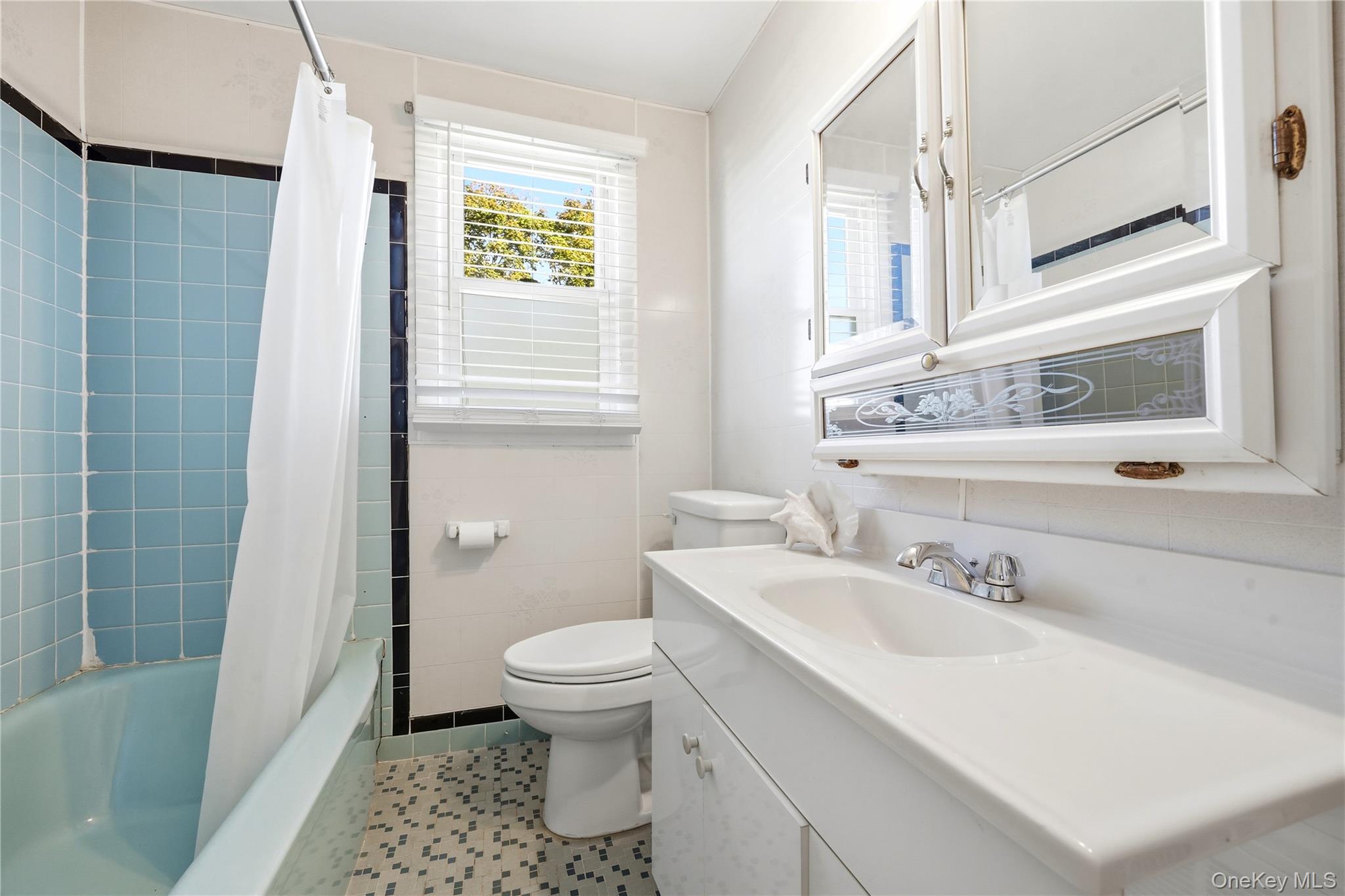 217 N Rutherford Avenue – For Sale photo 18