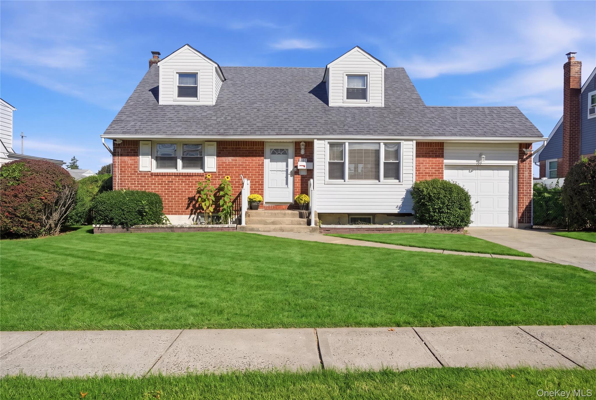 217 N Rutherford Avenue – For Sale