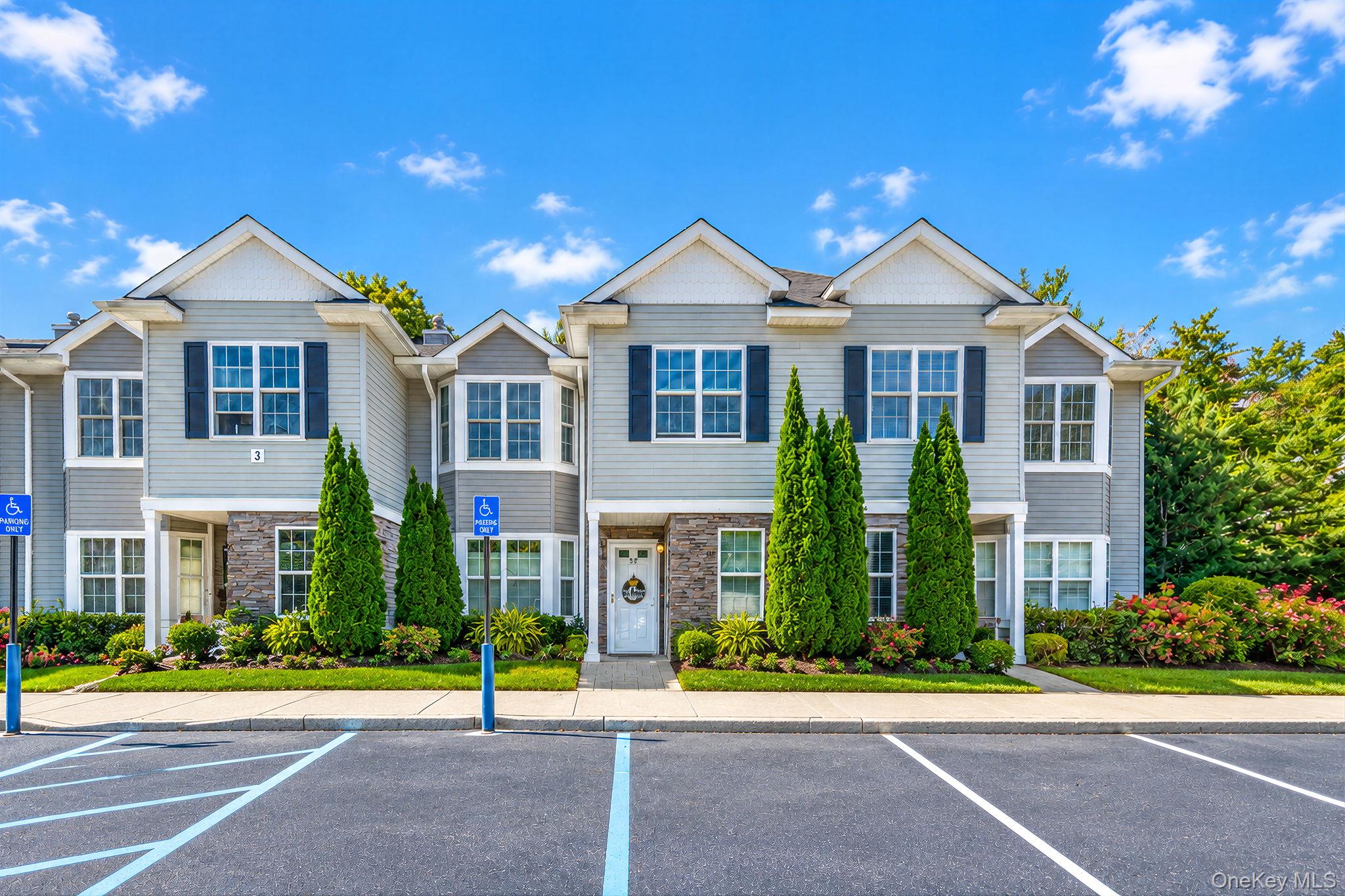 138 Maya Circle – For Sale