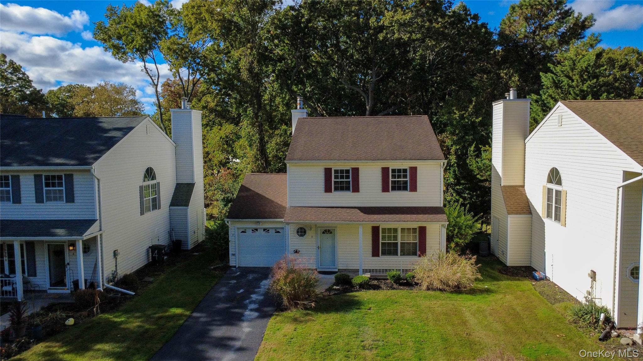 3 Deer Path – For Sale photo 2