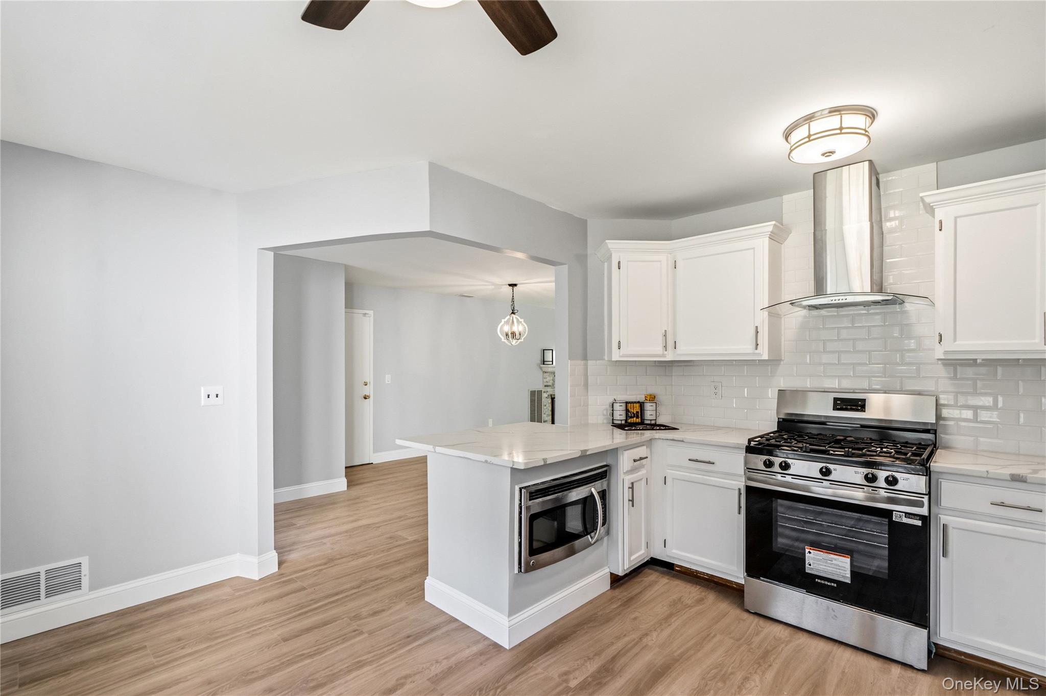 3 Deer Path – For Sale photo 16