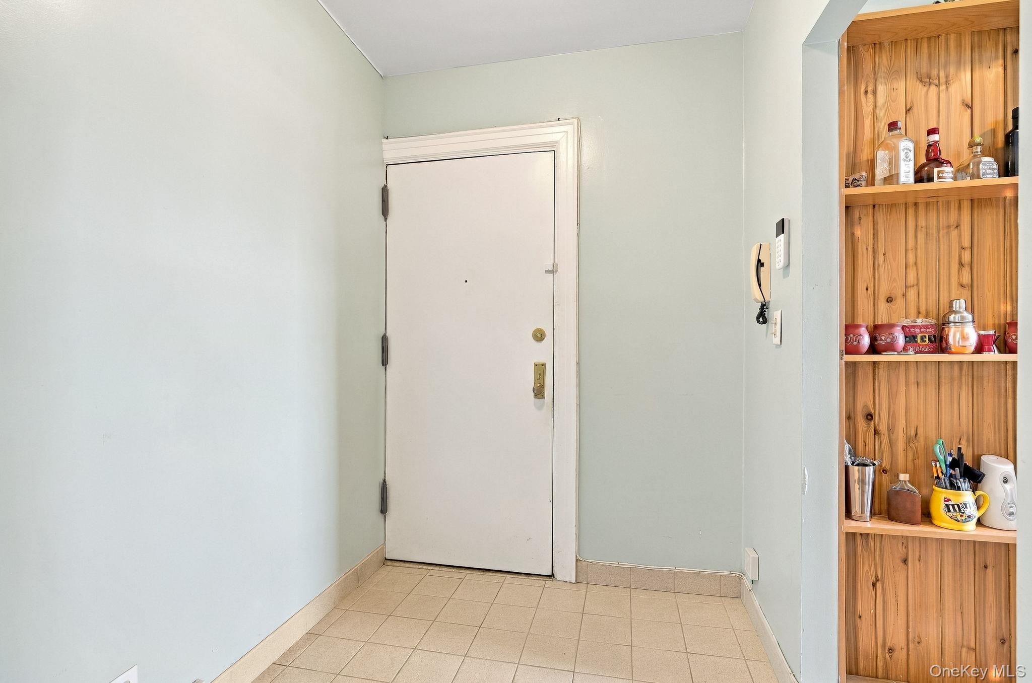 23 Old Mamaroneck Road, Unit 4K photo 3